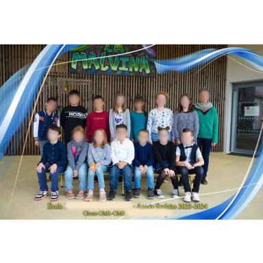 Photo de classe traditionnelle